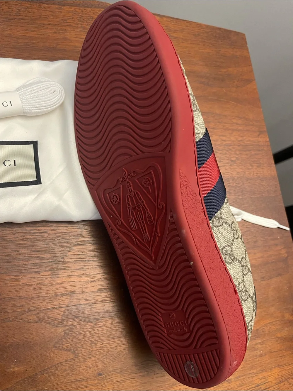 🦁 Gucci Ace GG Supreme Sneakers